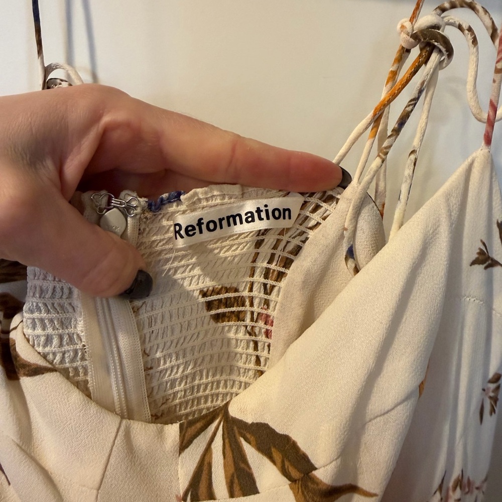 Reformation Cream Floral Dress | size 6 - Picture 7 of 7